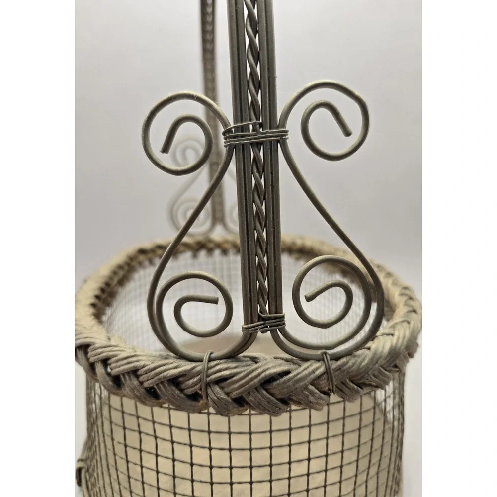 Vintage Gold Toned Oval Mesh Metal Basket Woven Wicker Rim B#33